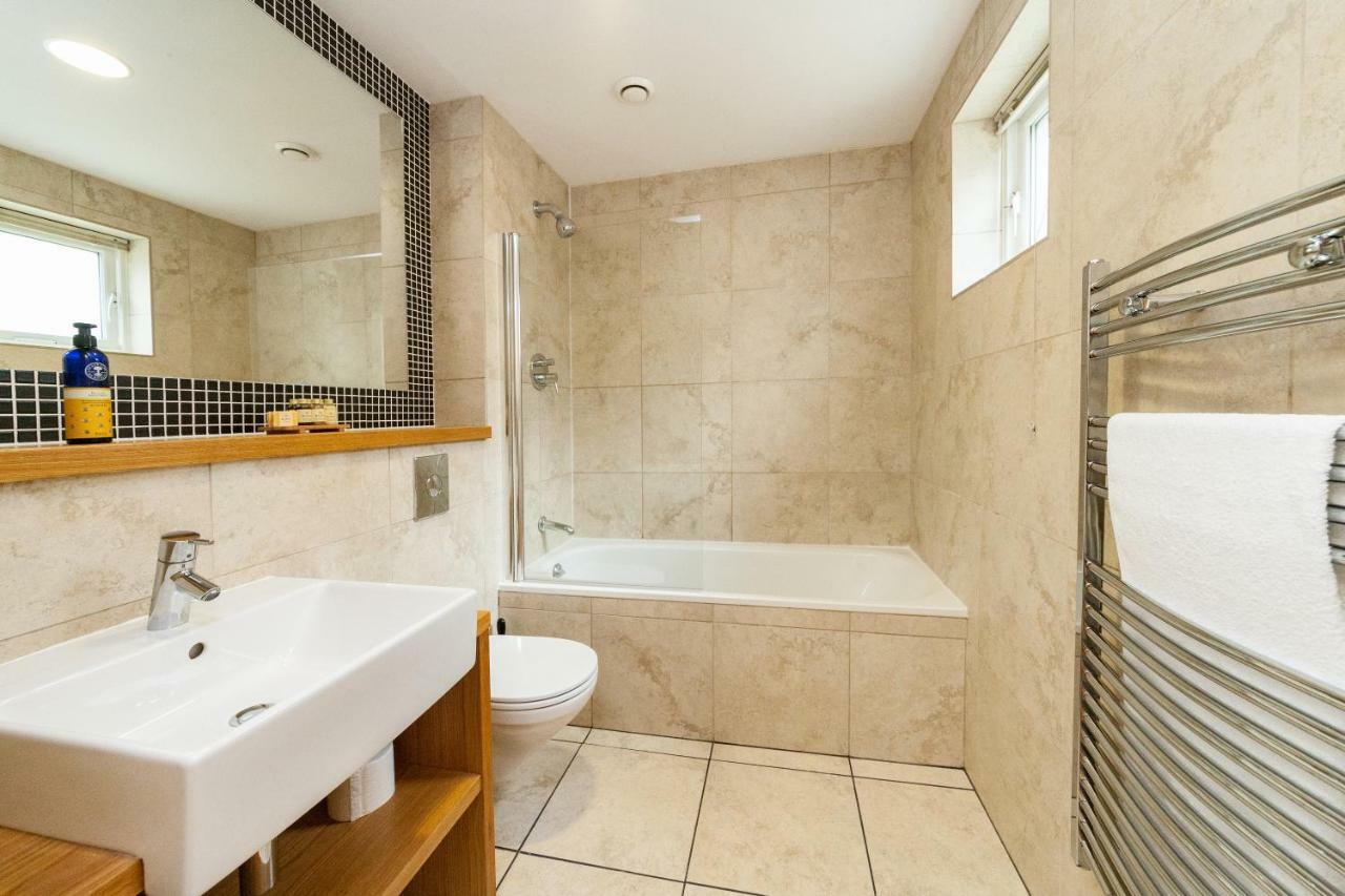 Central Durham Riverfront Apartment Extérieur photo